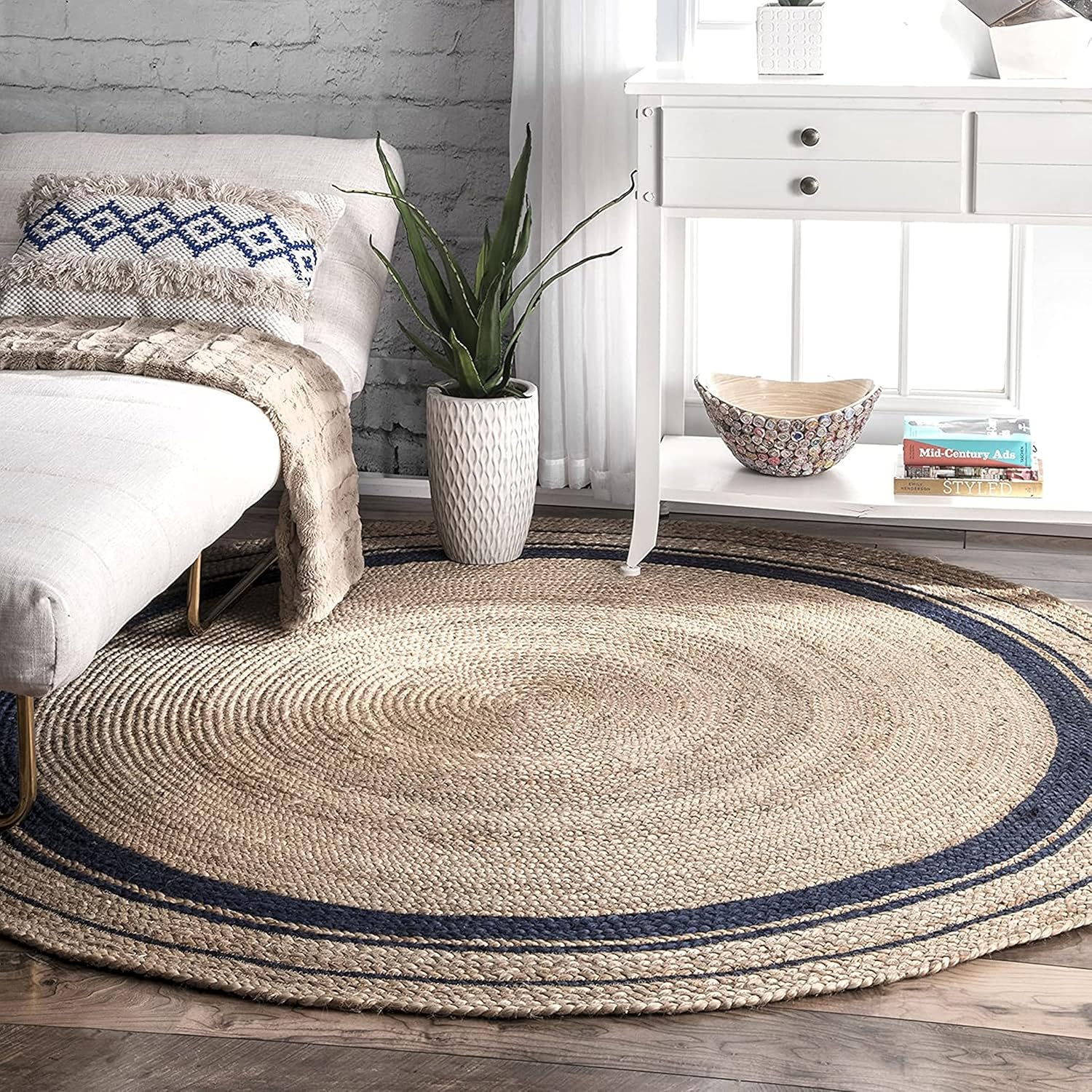 Natural Beige & Black Border Round Handmade Braided Jute Rug