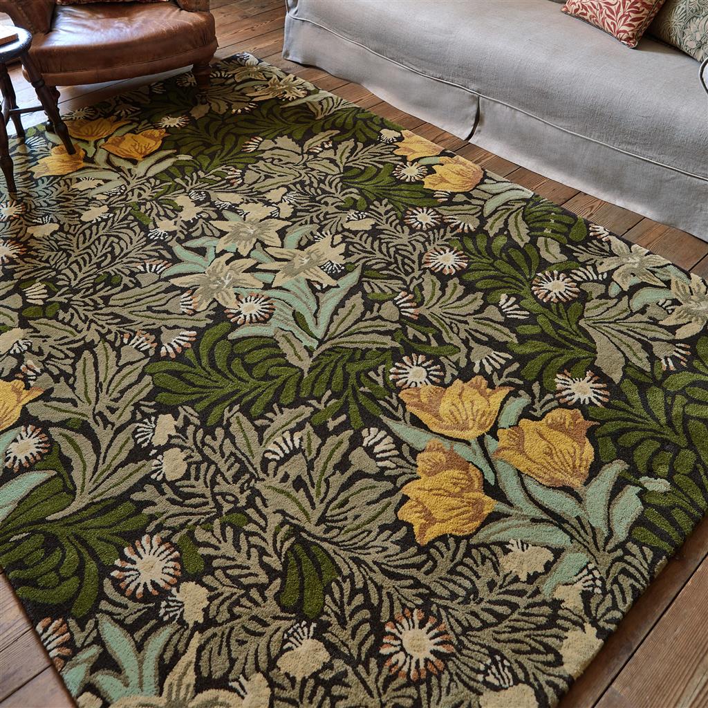 Petal Dream Foliage Hand-Tufted Rug