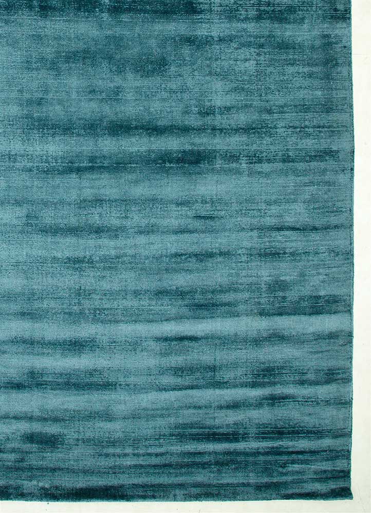 Torquoise Lustrous Loom Viscose Silk Hand-Tufted Rug