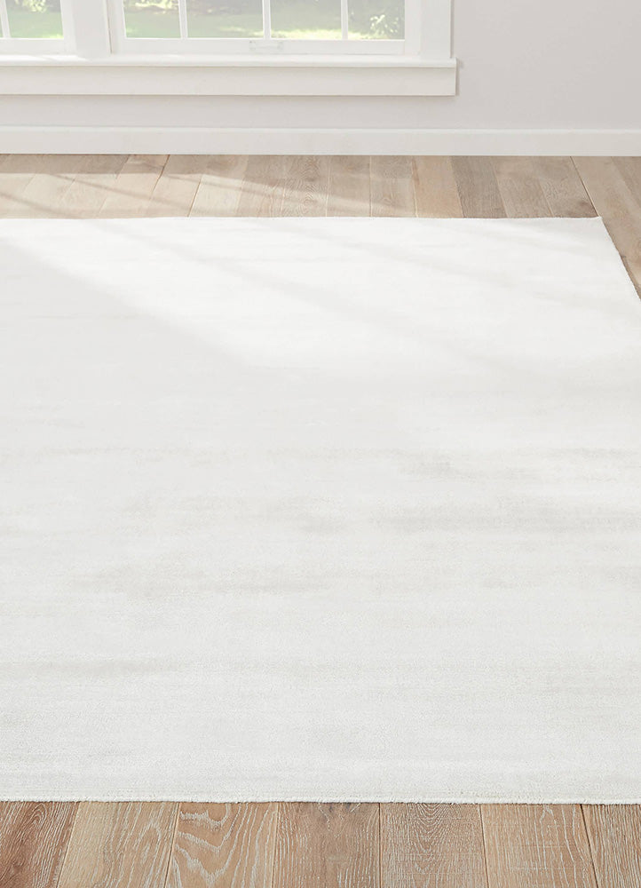 Snow White Viscose Silk Hand-Tufted Rug