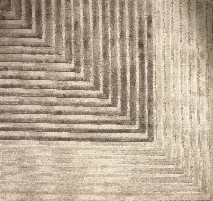 Royale Hand-Tufted Carpet & Rug