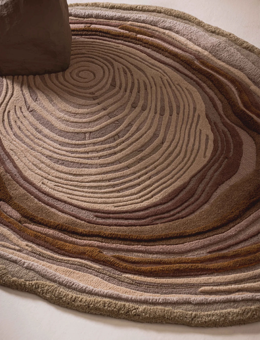 Beige & Brown Color High-Low Hand-Tufted Wool Rug