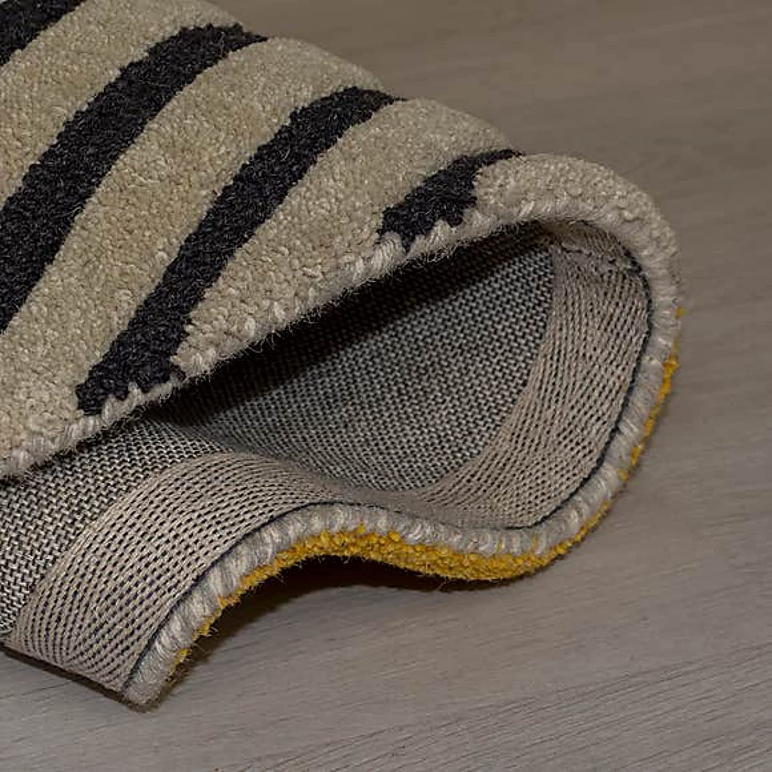 Vortex Round Wool Carpet & Rug