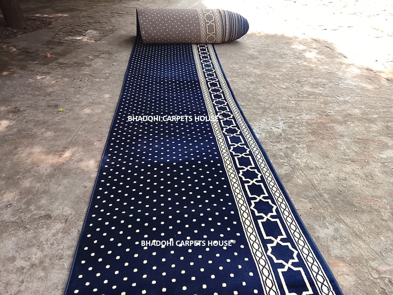 Blue Janamaz Carpet Roll – 15mm Ultra Soft & Luxurious Mosque Prayer Mat