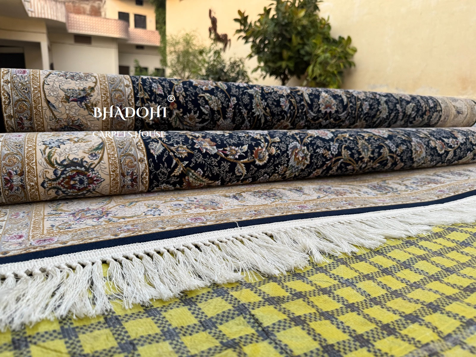 Black Color Iranian Knotted 1200 Reeds Silk Rug