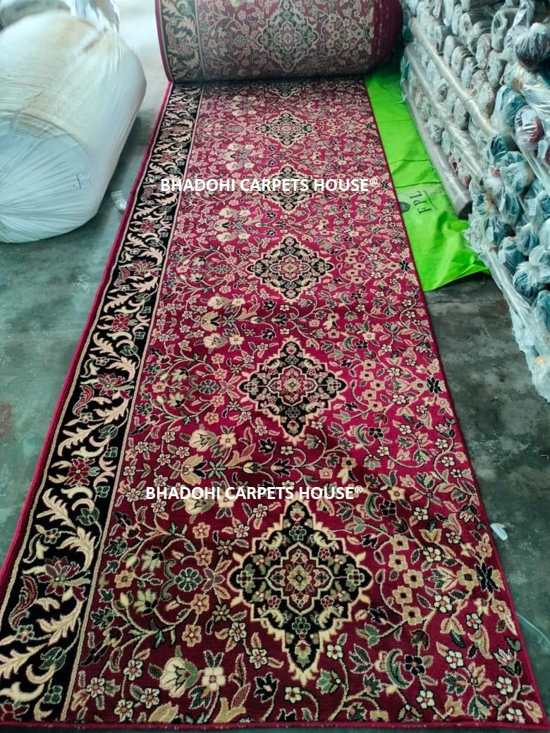 Maroon Janamaz Carpet Roll – 15mm Ultra Soft & Luxurious Mosque Prayer Mat