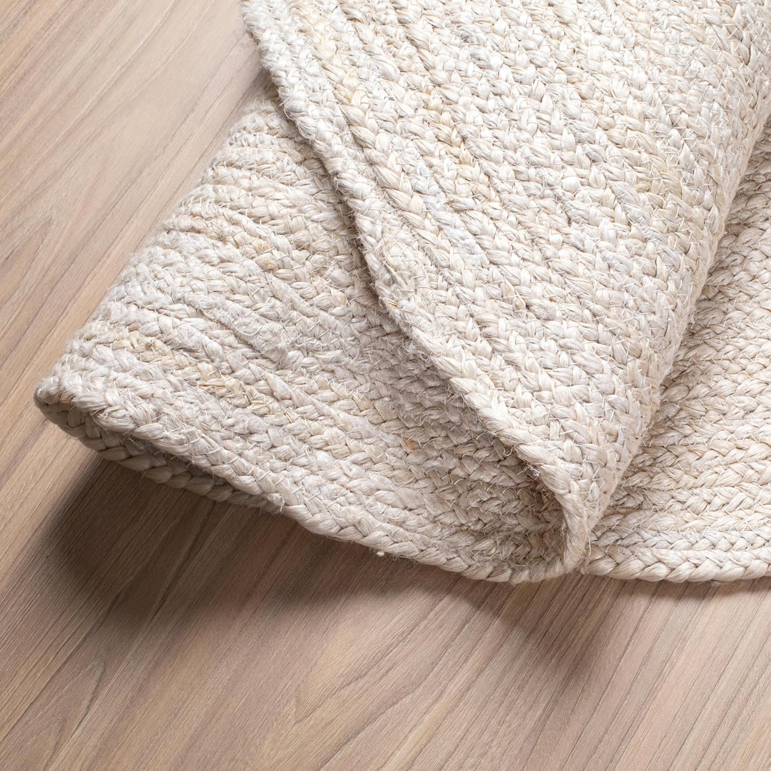 White Color Round Handmade Braided Jute Rug