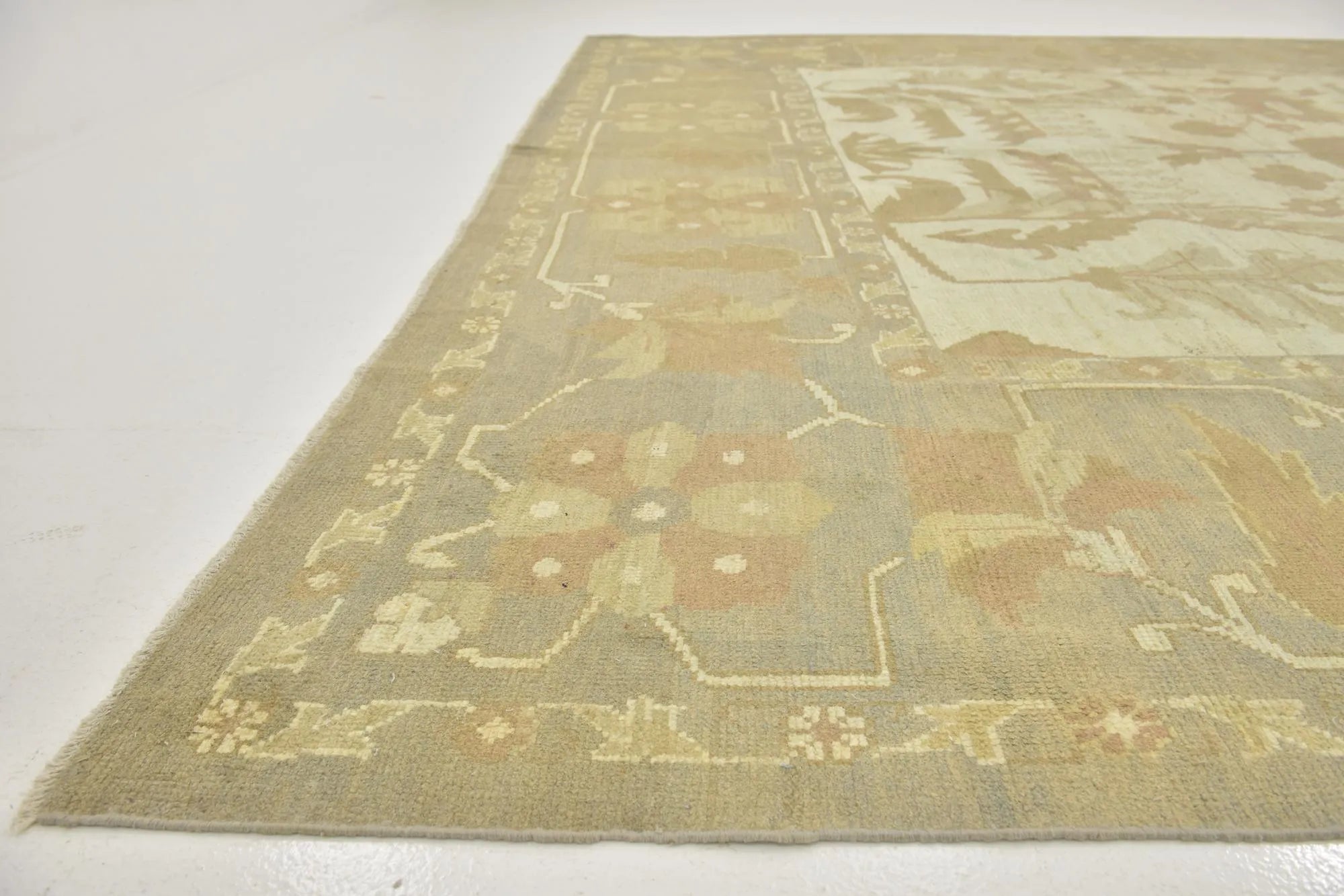 Etoile Oushak Hand-Knotted Wool Rug