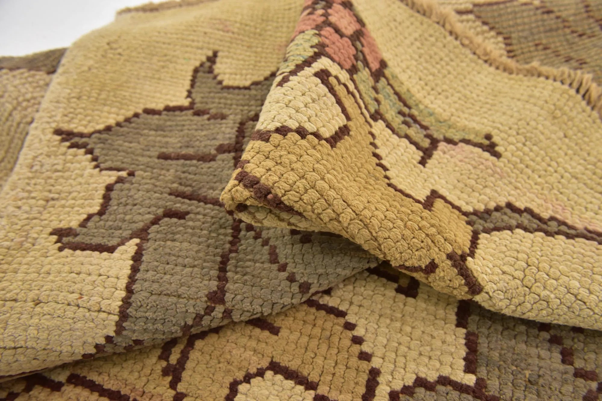 Blossom Oushak Hand-Knotted Wool Rug