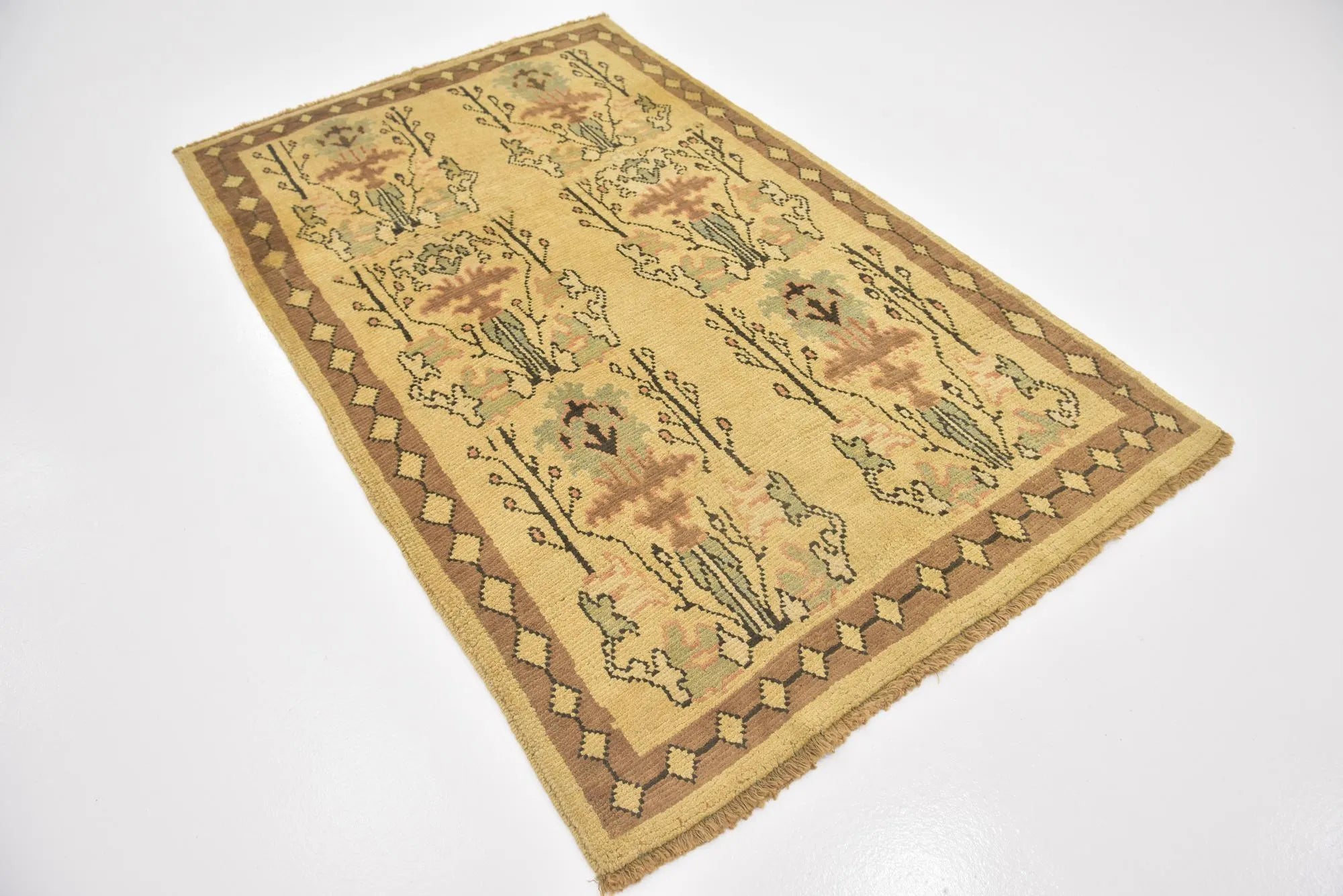 Freya Oushak Hand-Knotted Wool Rug