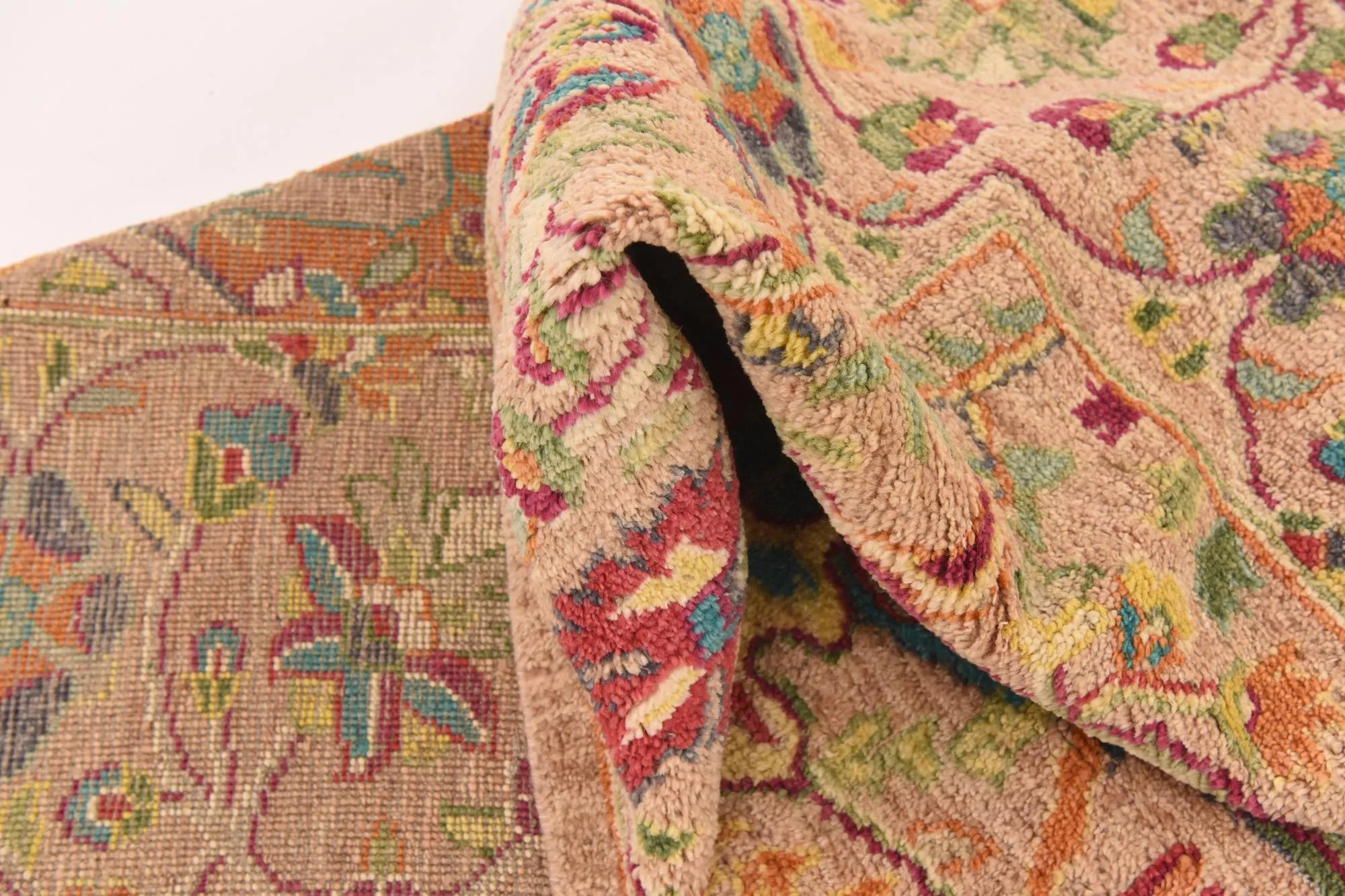 Exquisite Oushak Hand-Knotted Wool Rug