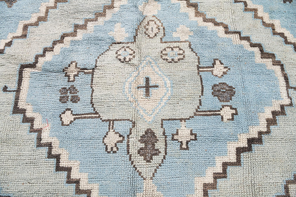 Gabrielle Oushak Hand-Knotted Wool Rug