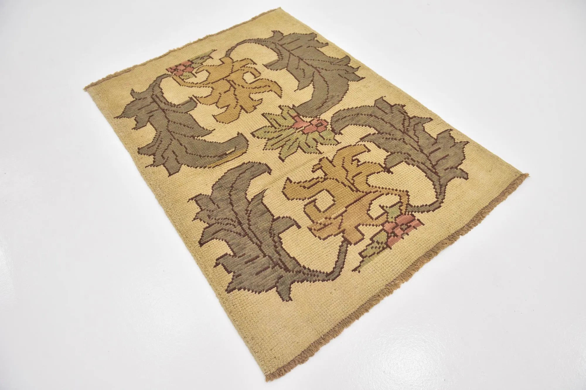 Blossom Oushak Hand-Knotted Wool Rug