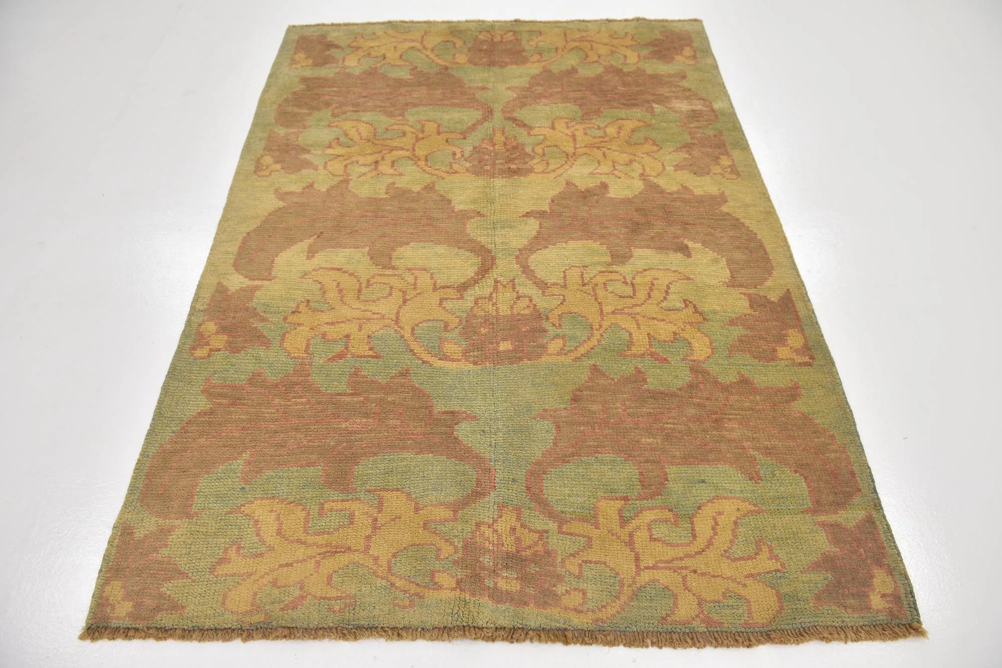 Everlasting Oushak Hand-Knotted Wool Rug