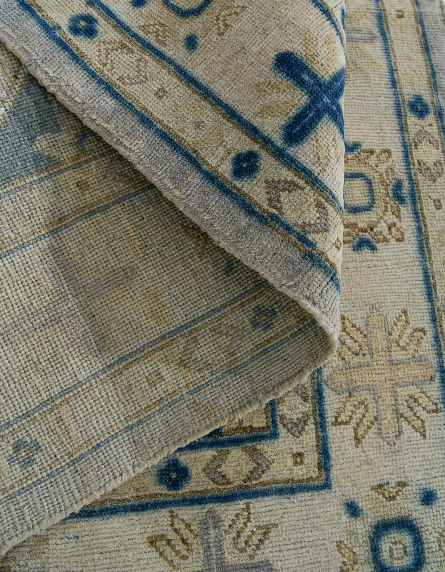 Refined Oushak Hand-Knotted Wool Rug