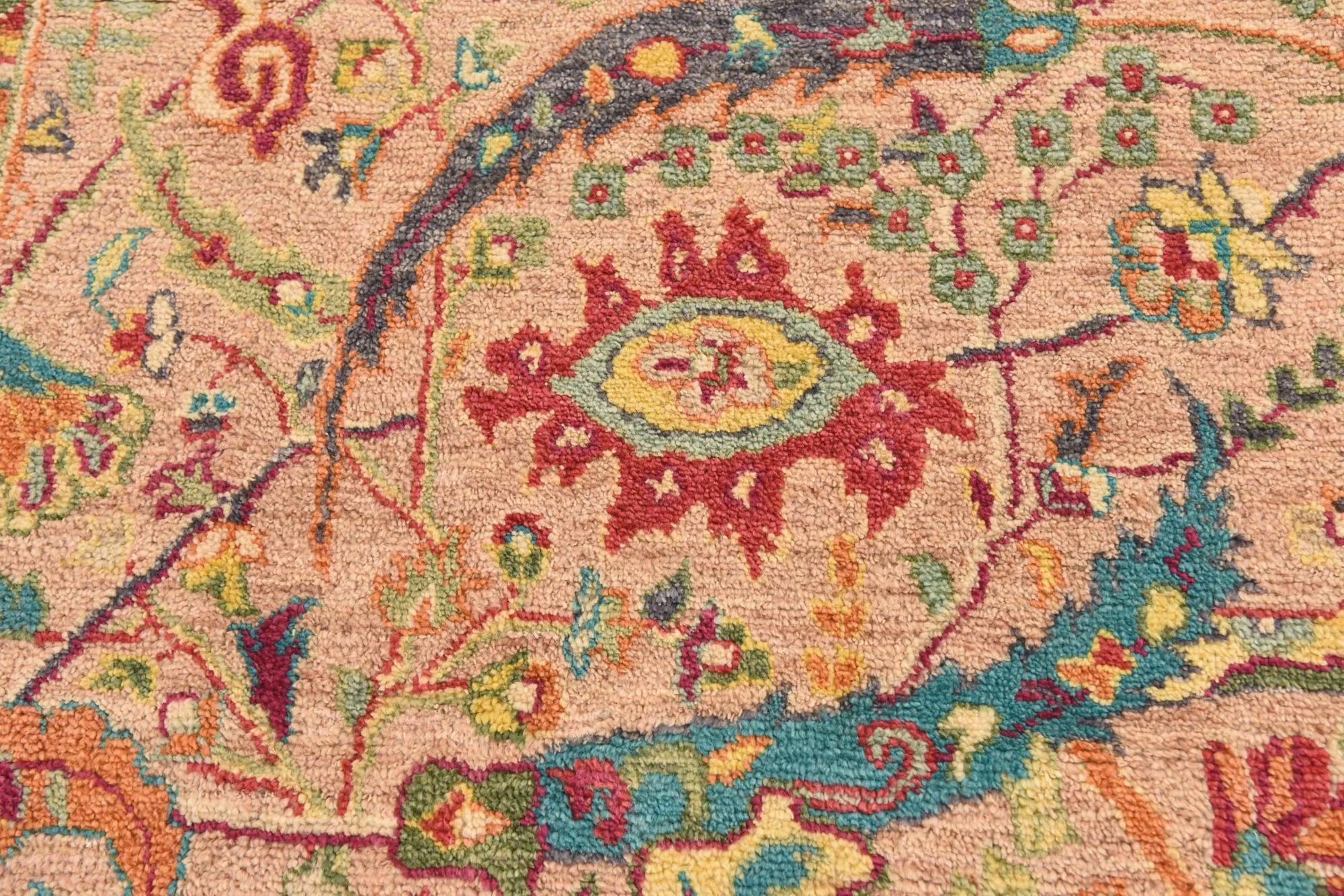 Exquisite Oushak Hand-Knotted Wool Rug