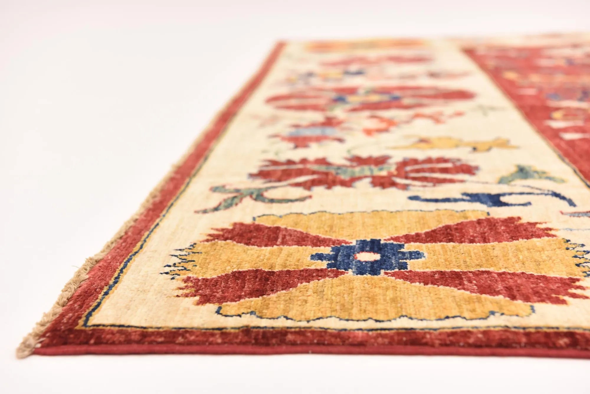 Regal Loom Ariana Hand-Knotted Rug