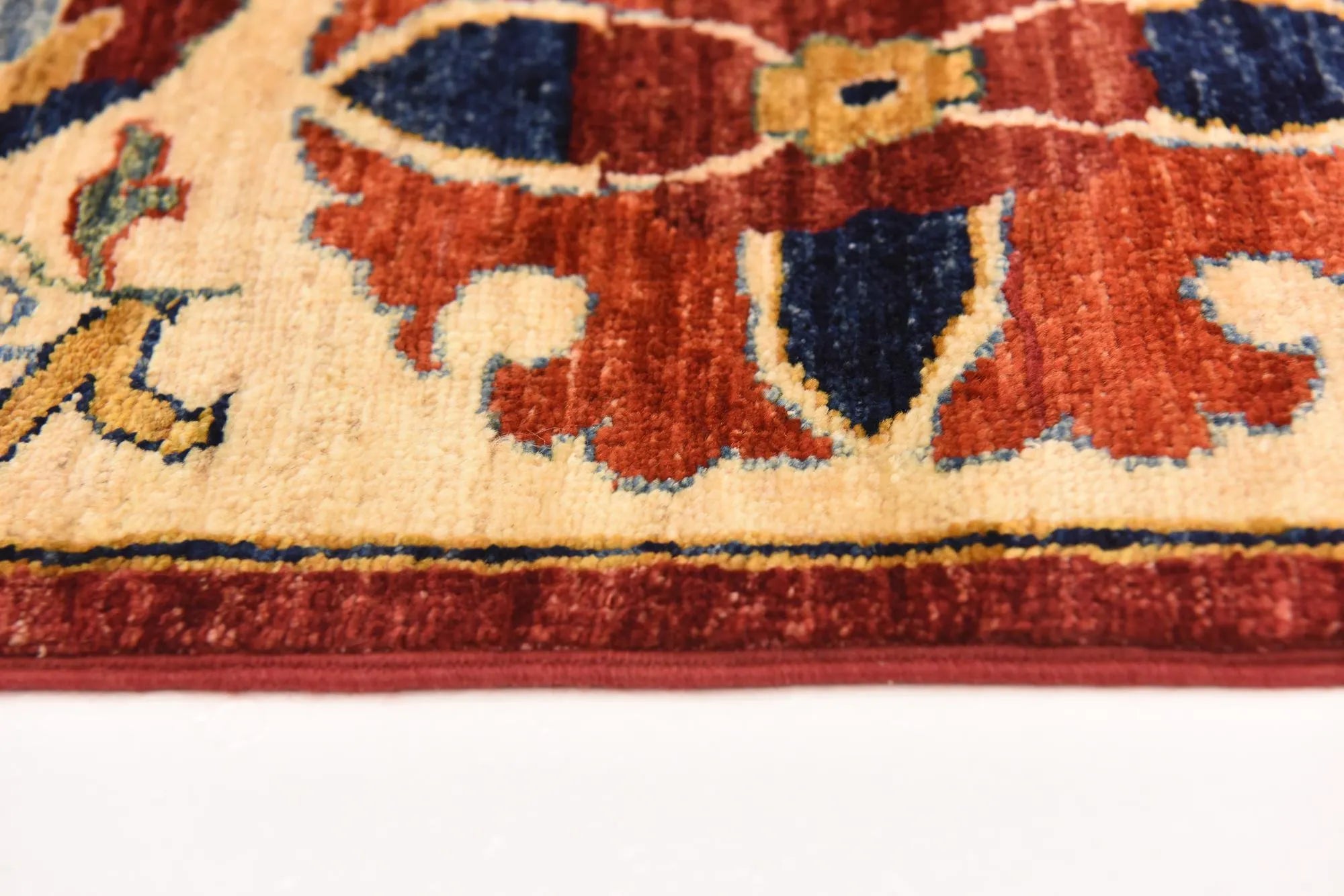 Regal Loom Ariana Hand-Knotted Rug