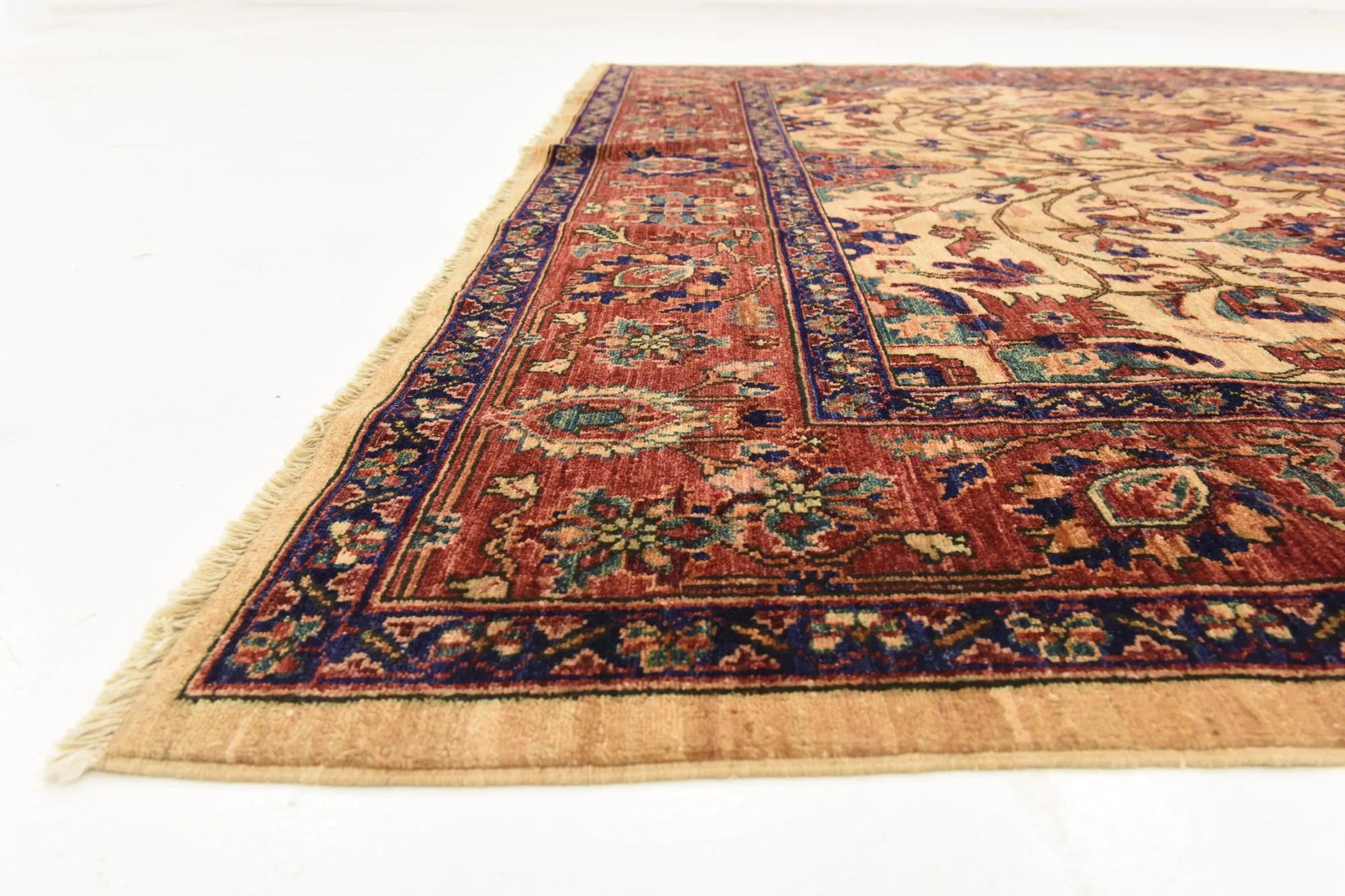 Loom Heritage Ariana Hand-Knotted Rug