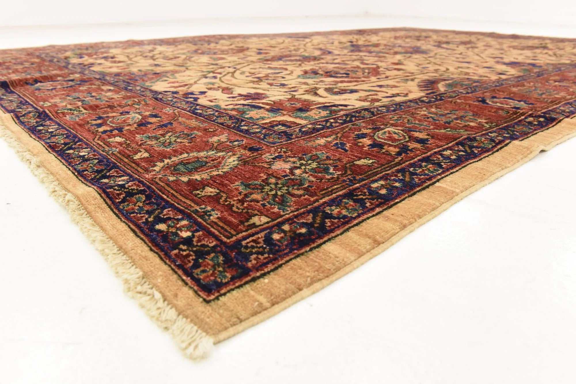 Loom Heritage Ariana Hand-Knotted Rug