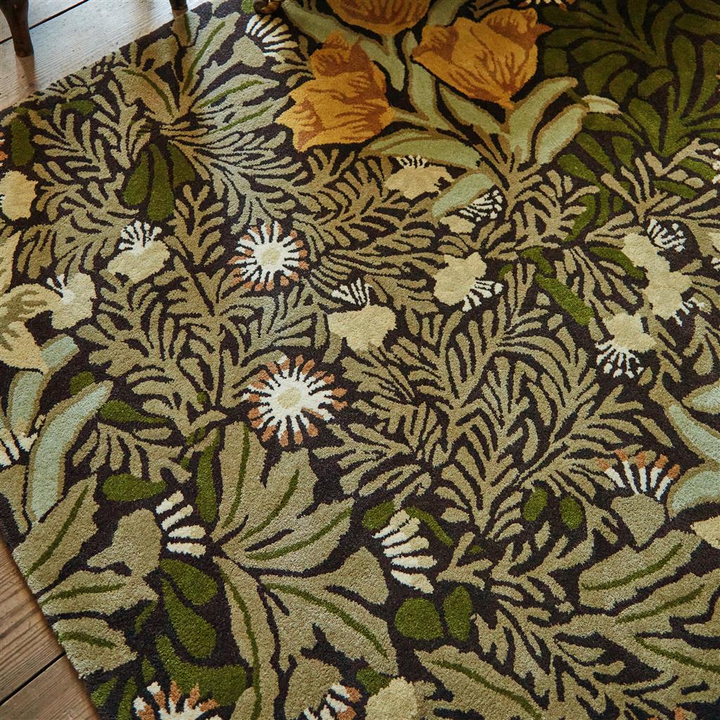 Petal Dream Foliage Hand-Tufted Rug