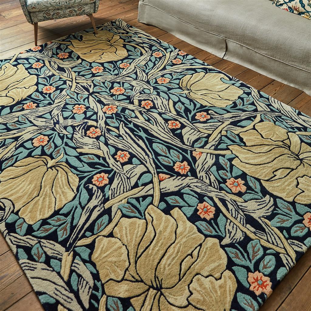 Meadow Muse Foliage Hand-Tufted Rug