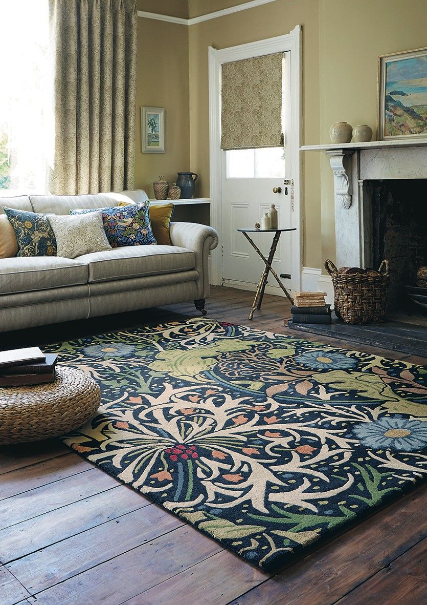 Kashan Bloom Foliage Hand-Tufted Rug