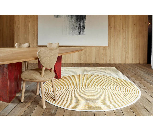 Ivory Highlighter Color Premium Handmade Woolen Irregular Rug