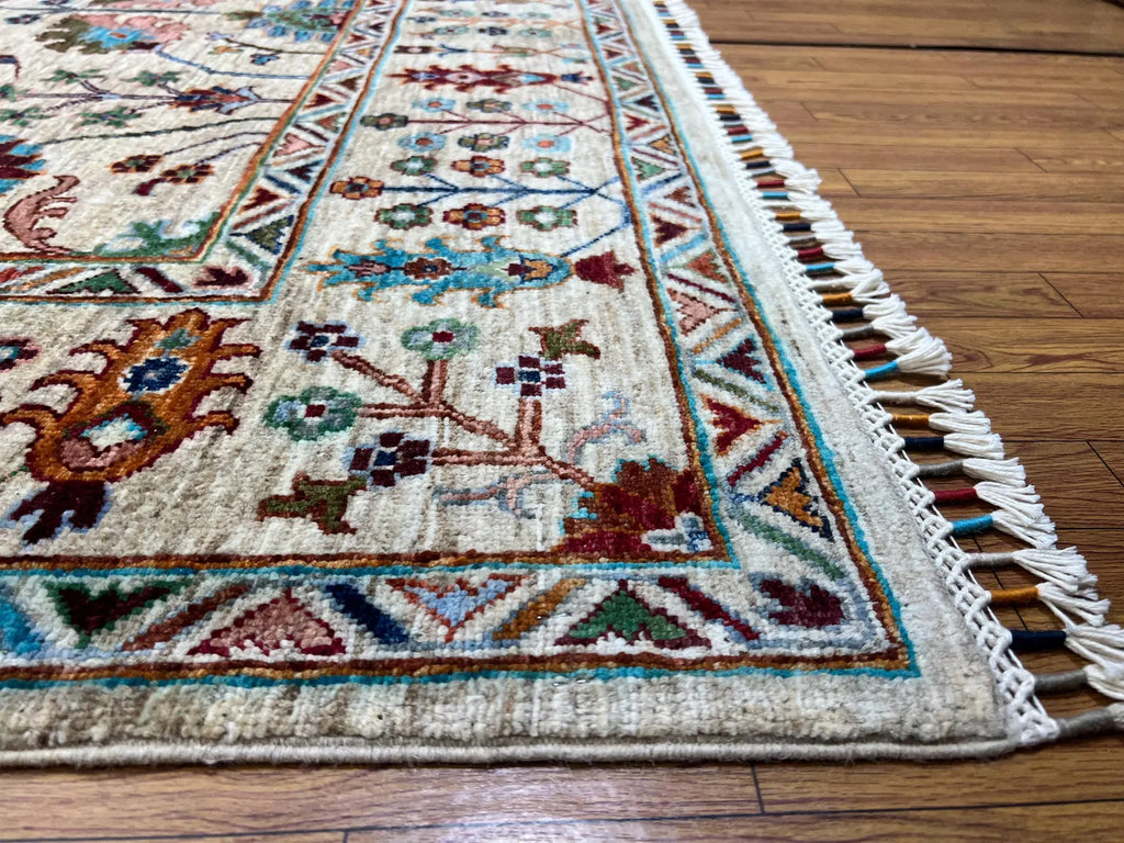 Oushak Hand-Knotted Wool Rug