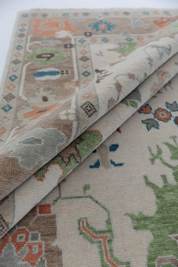 Ivory & Beige Oushak Hand-Knotted Wool Rug