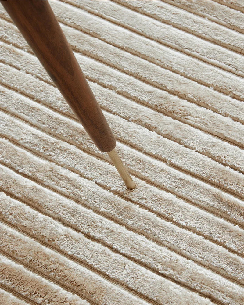 Vellora Viscose Silk Hand-Tufted Rug