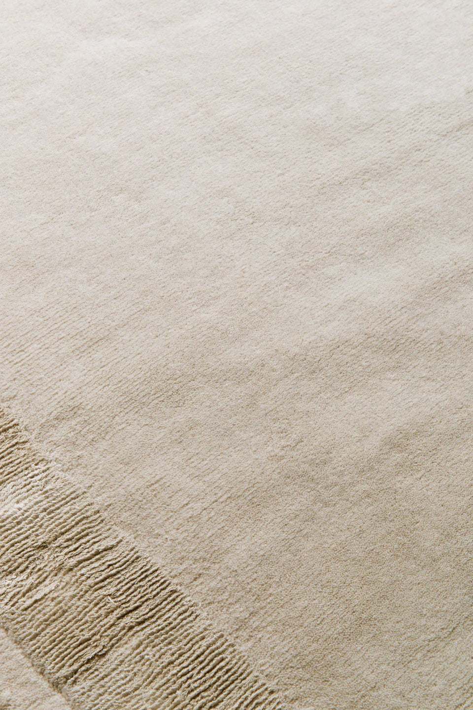 Beige Wool & Silk Hand-tufted Carpet & Rug