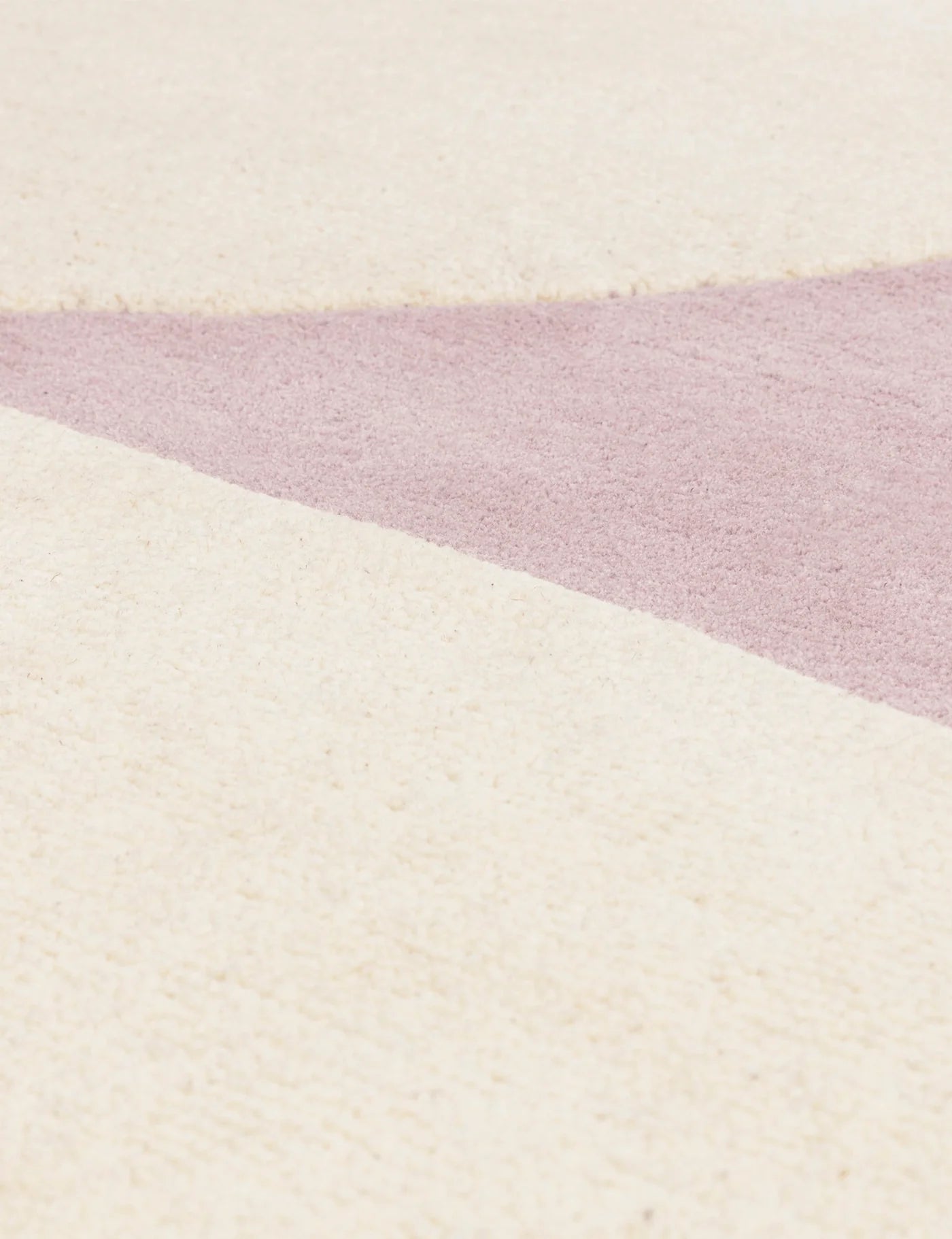 Garnet Wool Hand-tufted Carpet & Rug