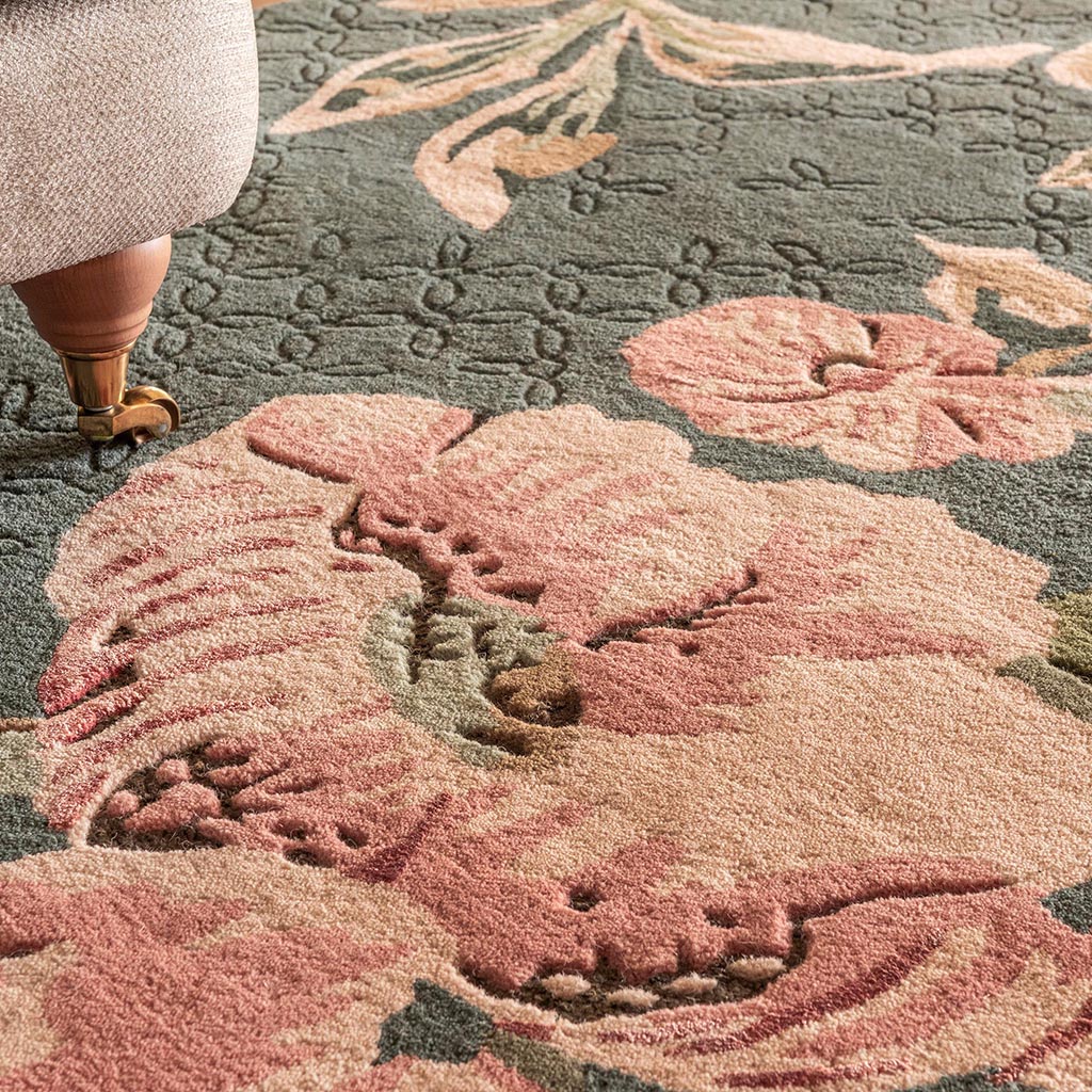 Botanical Bloom Foliage Hand-Tufted Rug