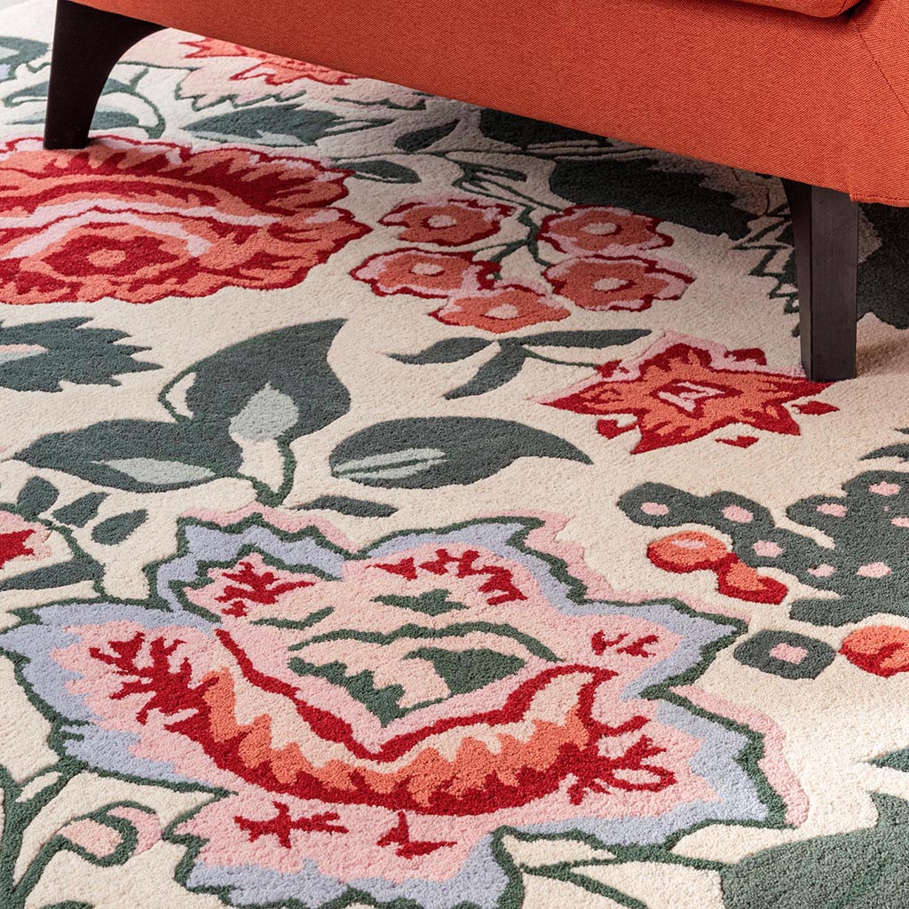Abstract Petal Foliage Hand-Tufted Rug